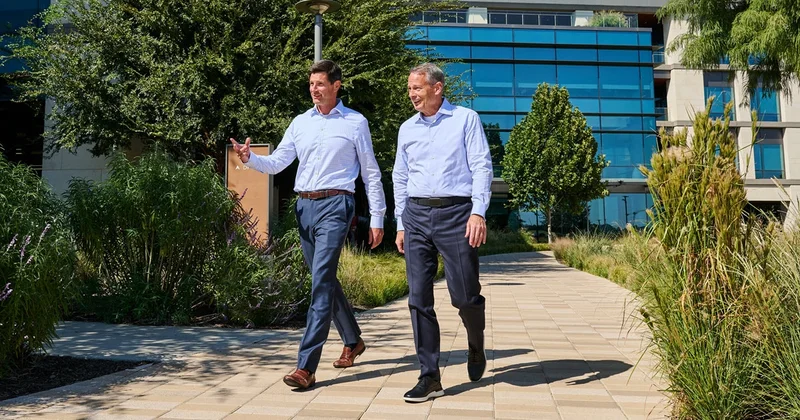 Schwab's 2026 Bitcoin Entry: Analyzing the Strategy and Timeline